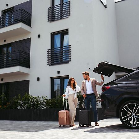 Resto Inn - Smart Apartamenty Blisko Energylandii Polwies Luaran gambar