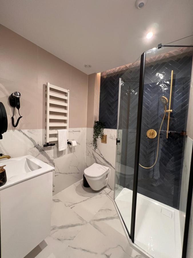 Resto Inn - Smart Apartamenty Blisko Energylandii Polwies Luaran gambar
