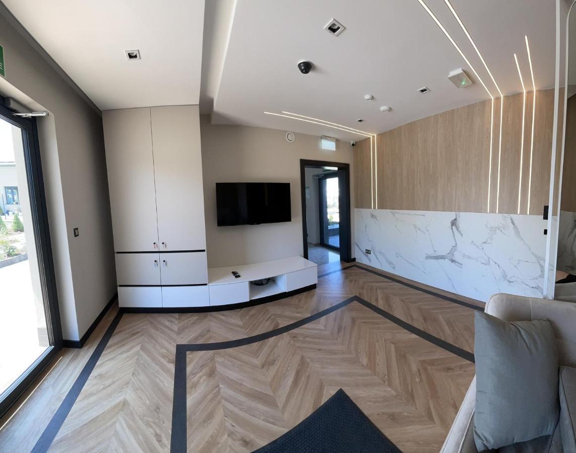 Resto Inn - Smart Apartamenty Blisko Energylandii Polwies Luaran gambar