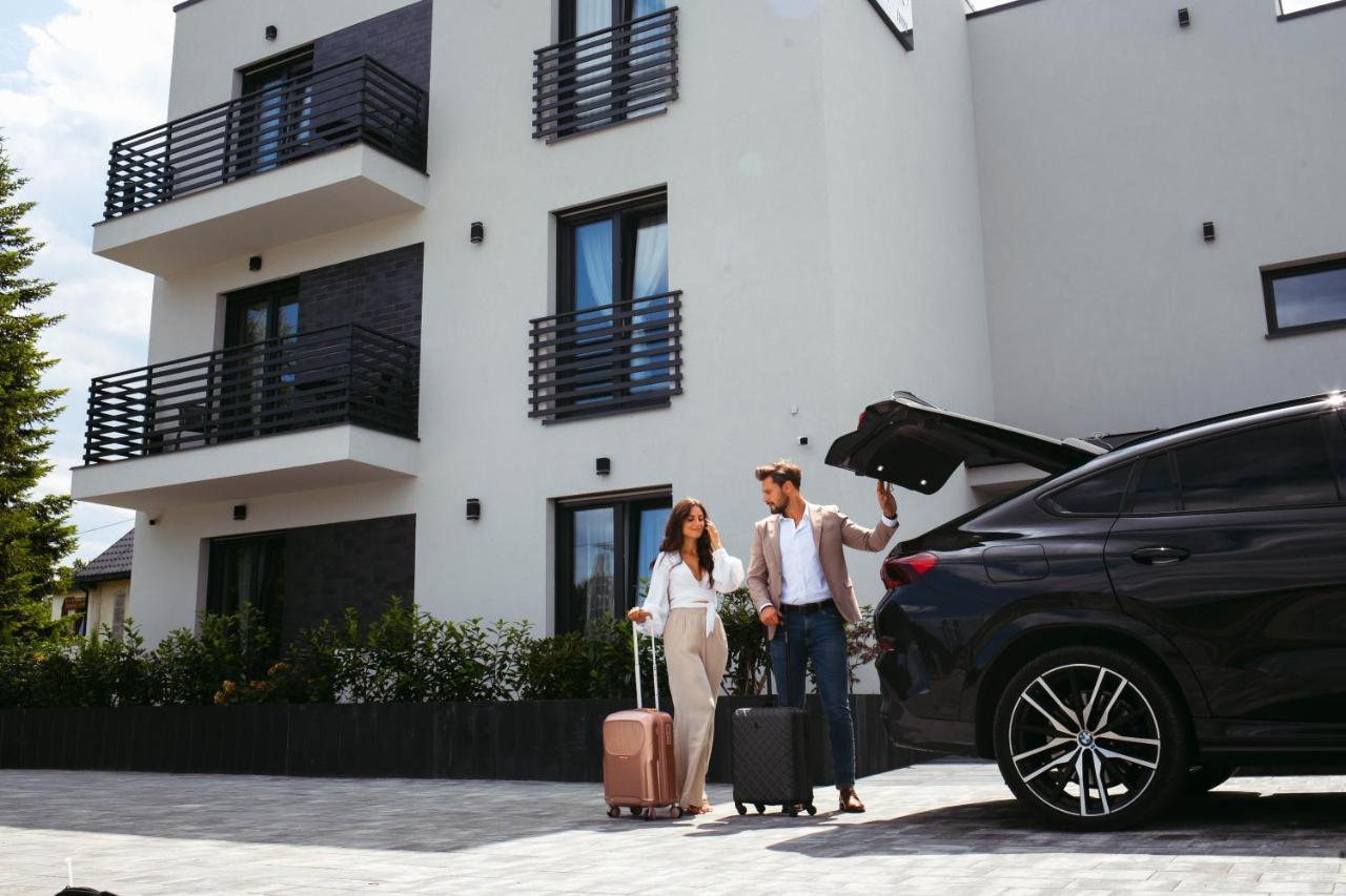 Resto Inn - Smart Apartamenty Blisko Energylandii Polwies Luaran gambar
